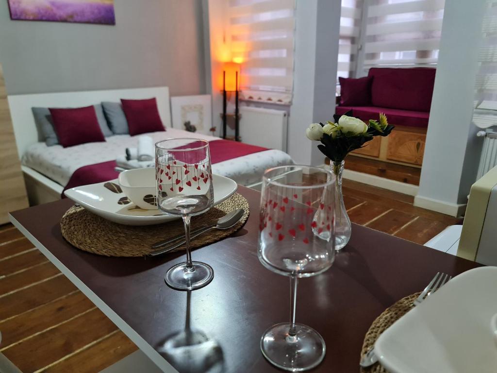PeraMira Big Sunny Apartment 2nd Floor